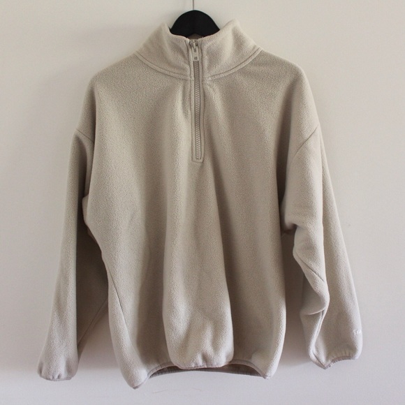 Aritzia TNA Polar 1/4 Zip Sweatshirt Cream Off White Fleece - Picture 4 of 11